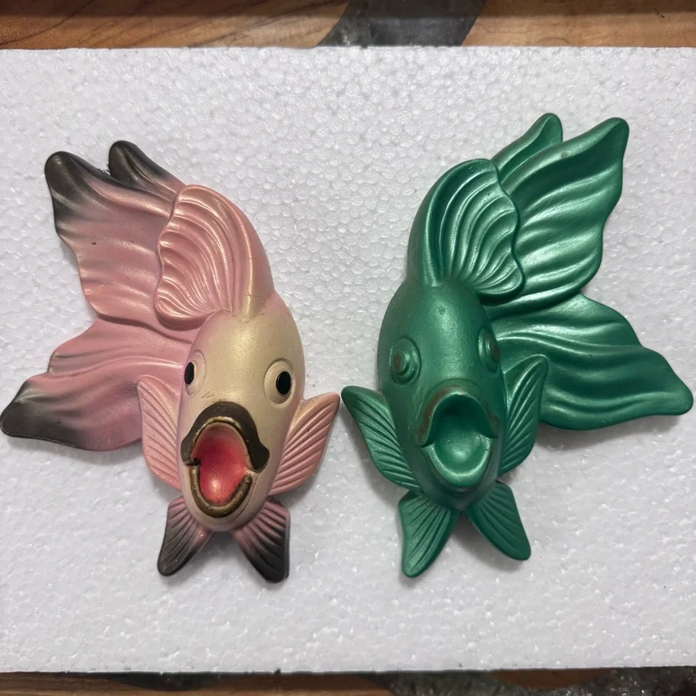 MCM Vintage 1964 Miller Studio Chalkware Fish Hanging Wall Plaques Plaster Set